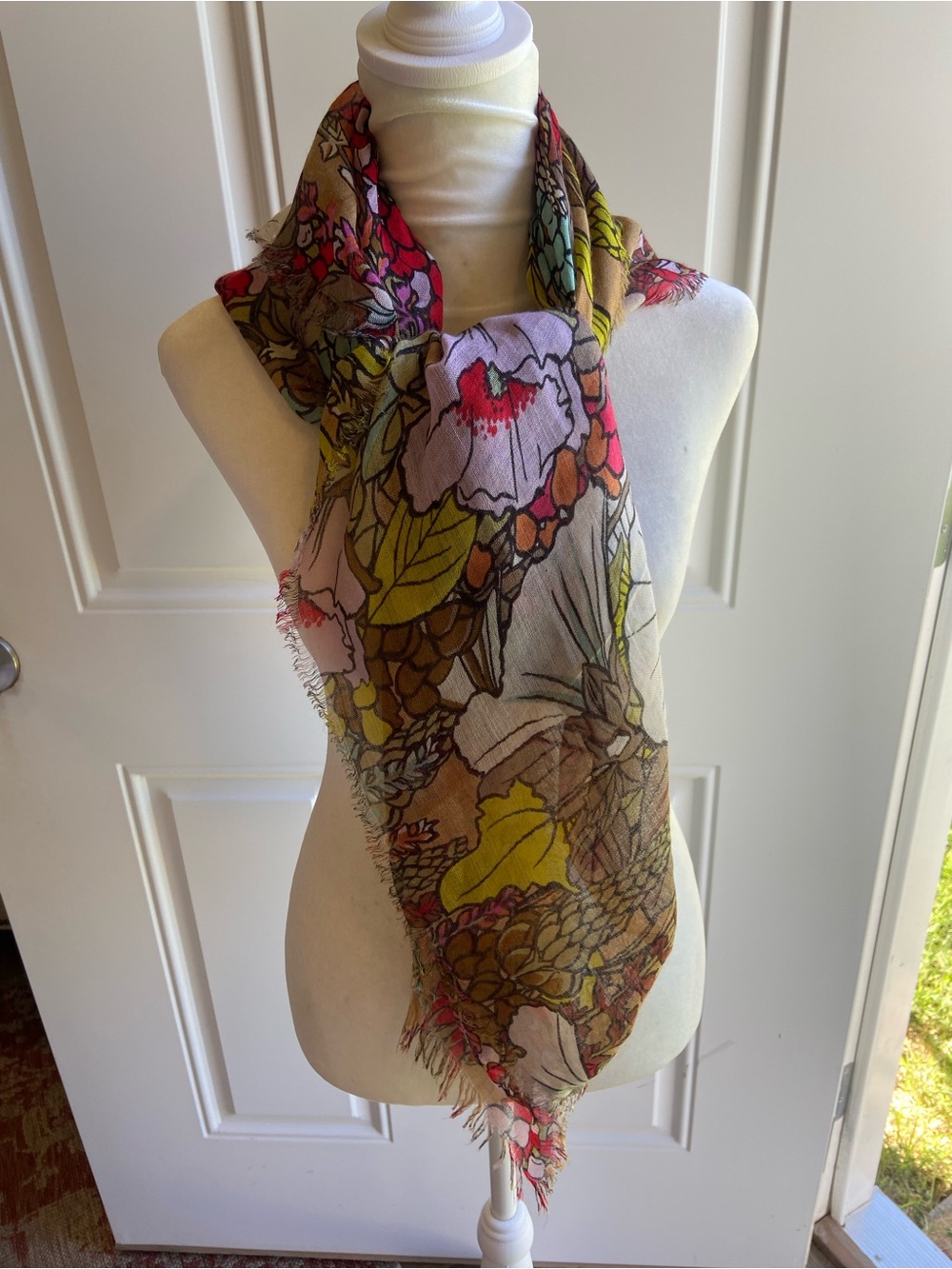 Echo floral scarf